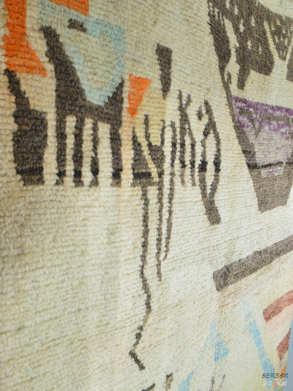 Colorful Boujad Moroccan carpet_A1010 BerberDezign