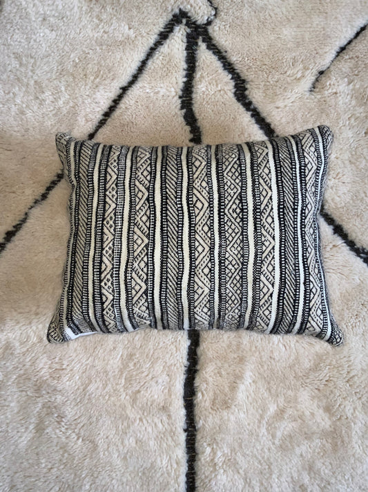 Set_of Two_Grey_berber cushion_C1005 BerberDezign