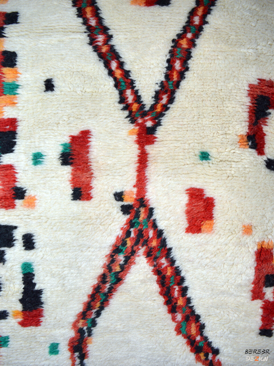 White Berber Rug with Colorful Pattern_A1004 BerberDezign