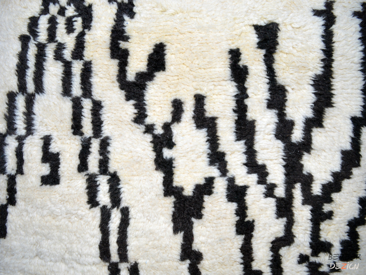 Abstract Beni Ourain Berber Carpet_A1005 BerberDezign