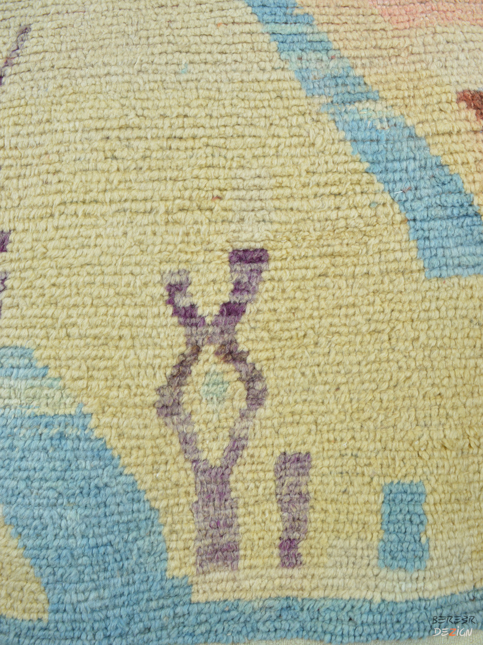 Colorful Boujad Moroccan carpet_A1010 BerberDezign