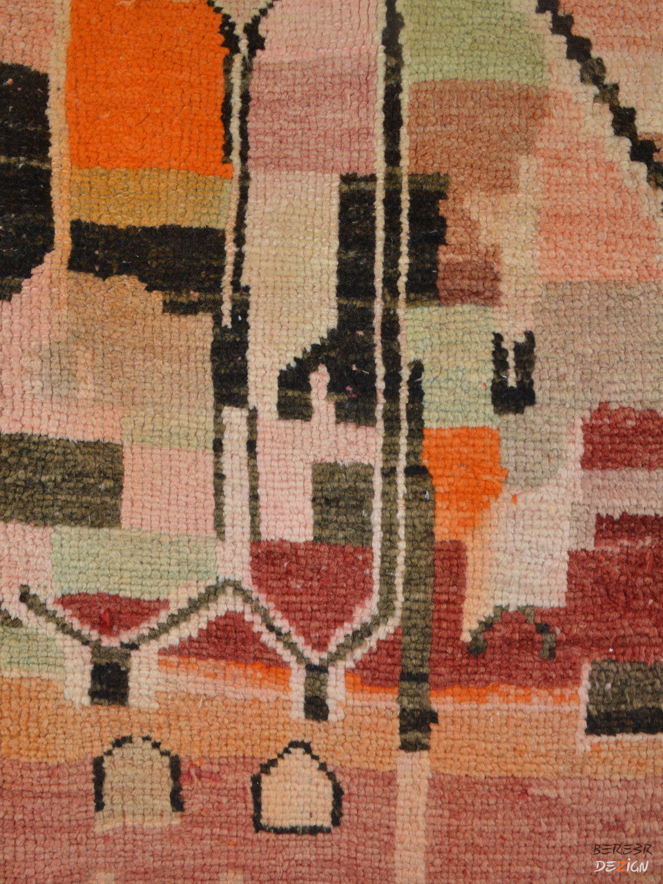 Colorful Moroccan Boujad carpet_A1023 BerberDezign