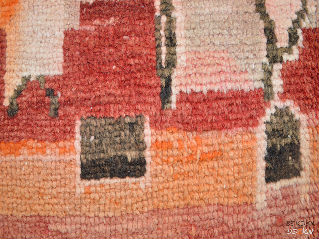 Colorful Moroccan Boujad carpet_A1023 BerberDezign
