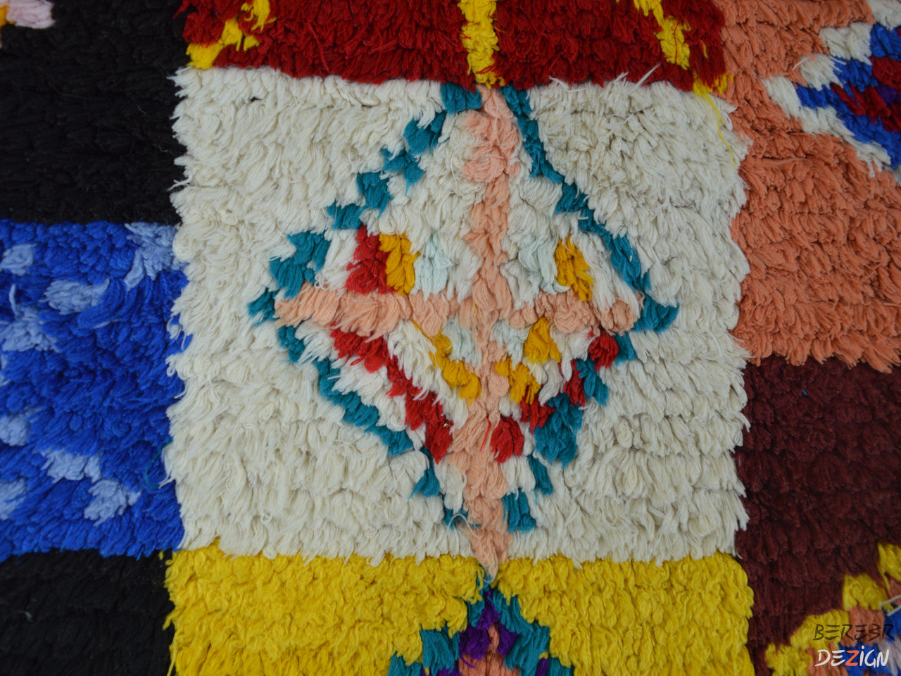 Beautiful colorful Boucharouite_H1001 BerberDezign