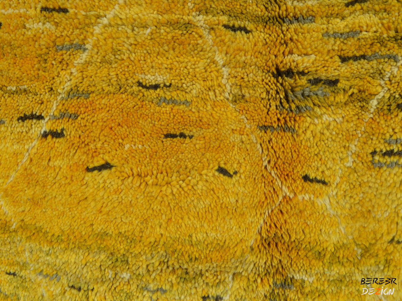Earthy Colored Moroccan Middle Atlas Berber Carpet_A1025 BerberDezign