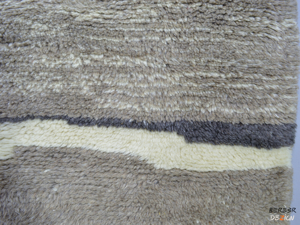 Grey Moroccan berber Rug_A1021 BerberDezign